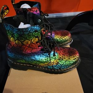 Women's Dr Martens Boots Brand New With Box